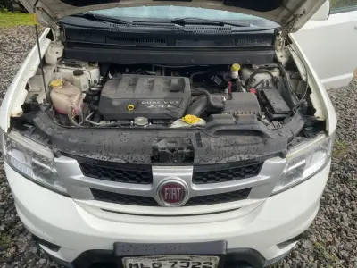 LOTE 004 - Automóvel