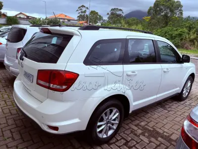 LOTE 005 - Automóvel