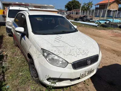 LOTE 014 - Automóvel