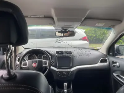 LOTE 005 - Automóvel