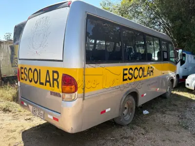 LOTE 019 - Ônibus