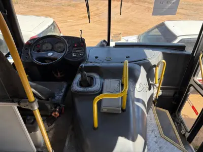 LOTE 023 - Ônibus