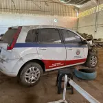 LOTE 004 - Automóvel
