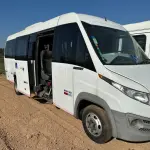 LOTE 008 - Microônibus