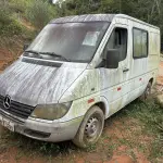 LOTE 001 - Van