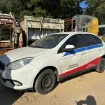 LOTE 014 - Automóvel