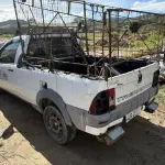 LOTE 013 - Picape