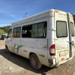 LOTE 004 - Van