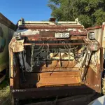 LOTE 026 - Compactador de Lixo