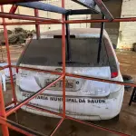 LOTE 004 - Automóvel