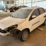 LOTE 005 - Automóvel